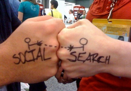 búsqueda social
